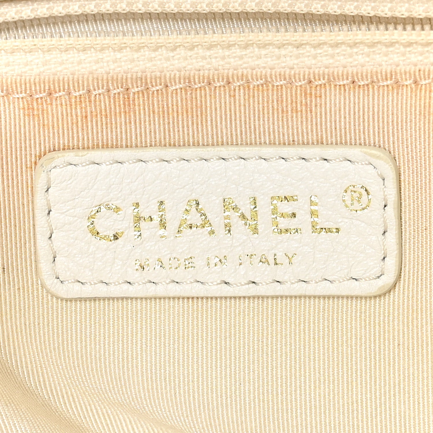 Chanel Calfskin Cerf Executive Shopper Tote White 6 of 11