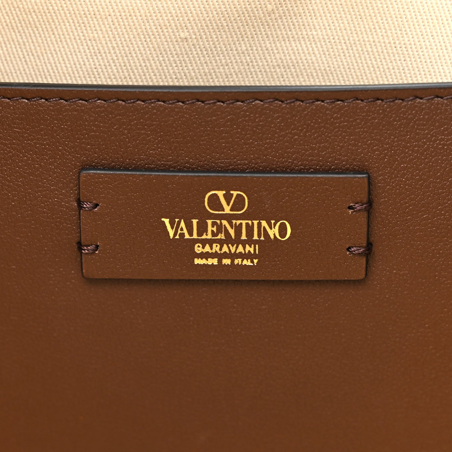 Valentino Garavani Raffia Calfskin Vlogo Tote Naturale Fondant 6 of 9