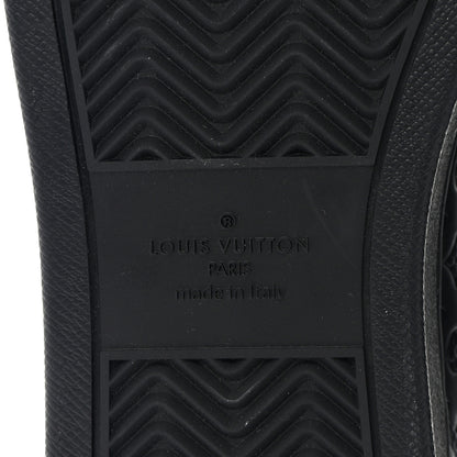 Louis Vuitton Calfskin Embossed Monogram Rivoli Mens Sneakers 8.5 Black 6 of 8