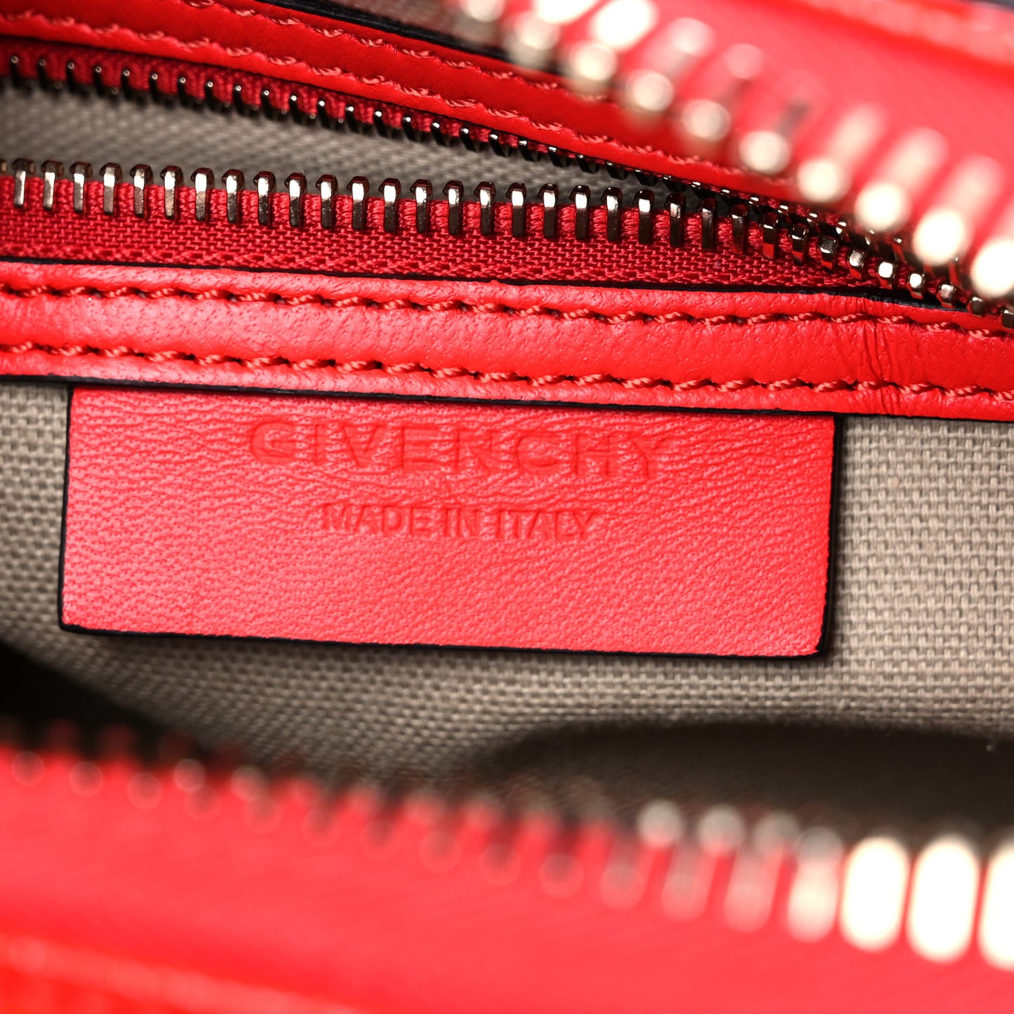 Calfskin Crocodile Embossed Mini Antigona Red