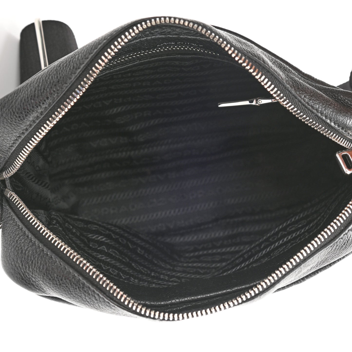 Vitello Daino Crossbody Black