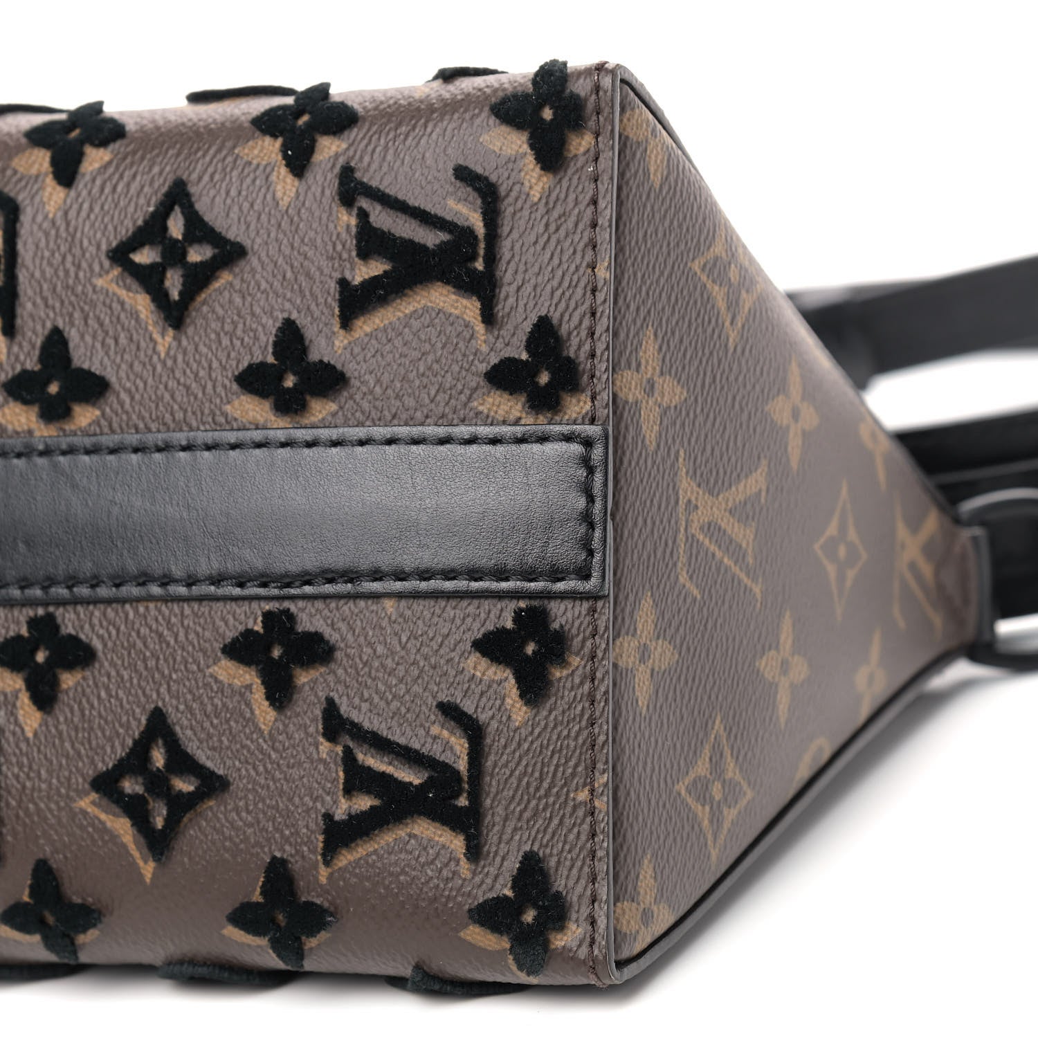 Louis Vuitton Monogram Tuffetage Triangle Messenger Black 6 of 8