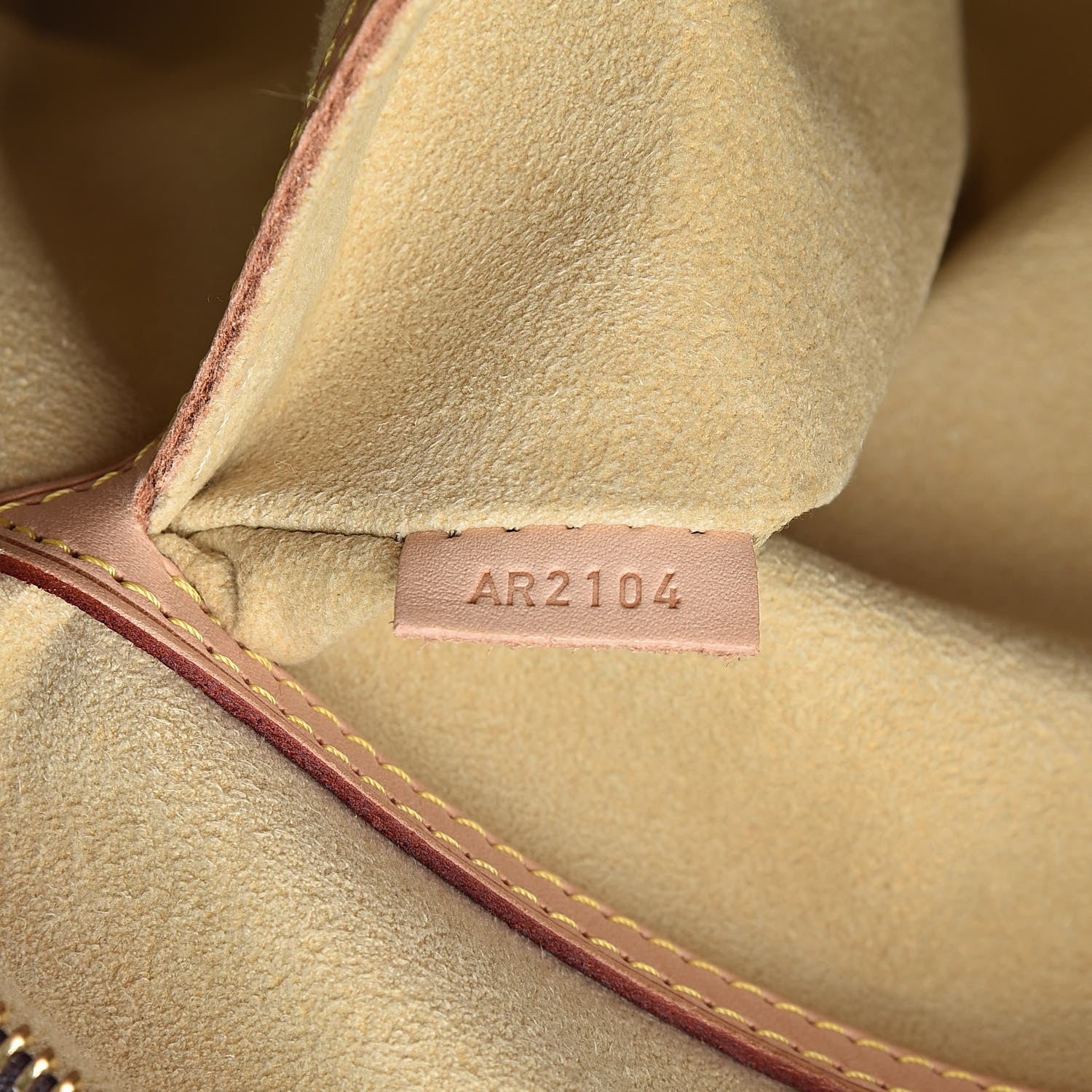 Louis Vuitton Monogram Retiro PM 7 of 12