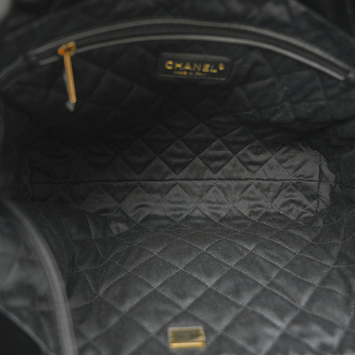 Shiny Calfskin Quilted Small Chanel 22 Black