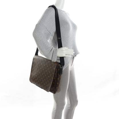 Louis Vuitton Monogram Macassar District MM 2 of 7