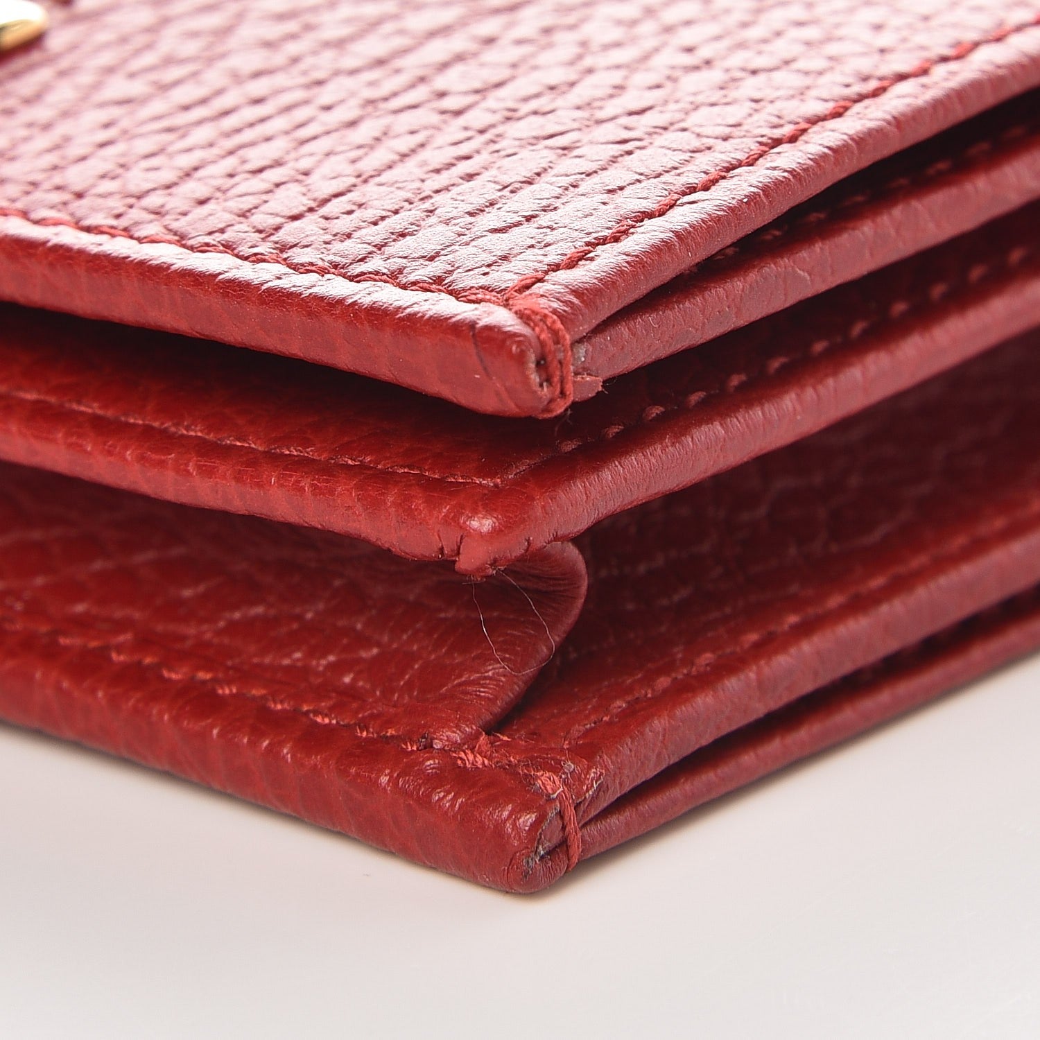 Gucci Pebbled Calfskin GG Marmont Card Case Hibiscus Red 7 of 9