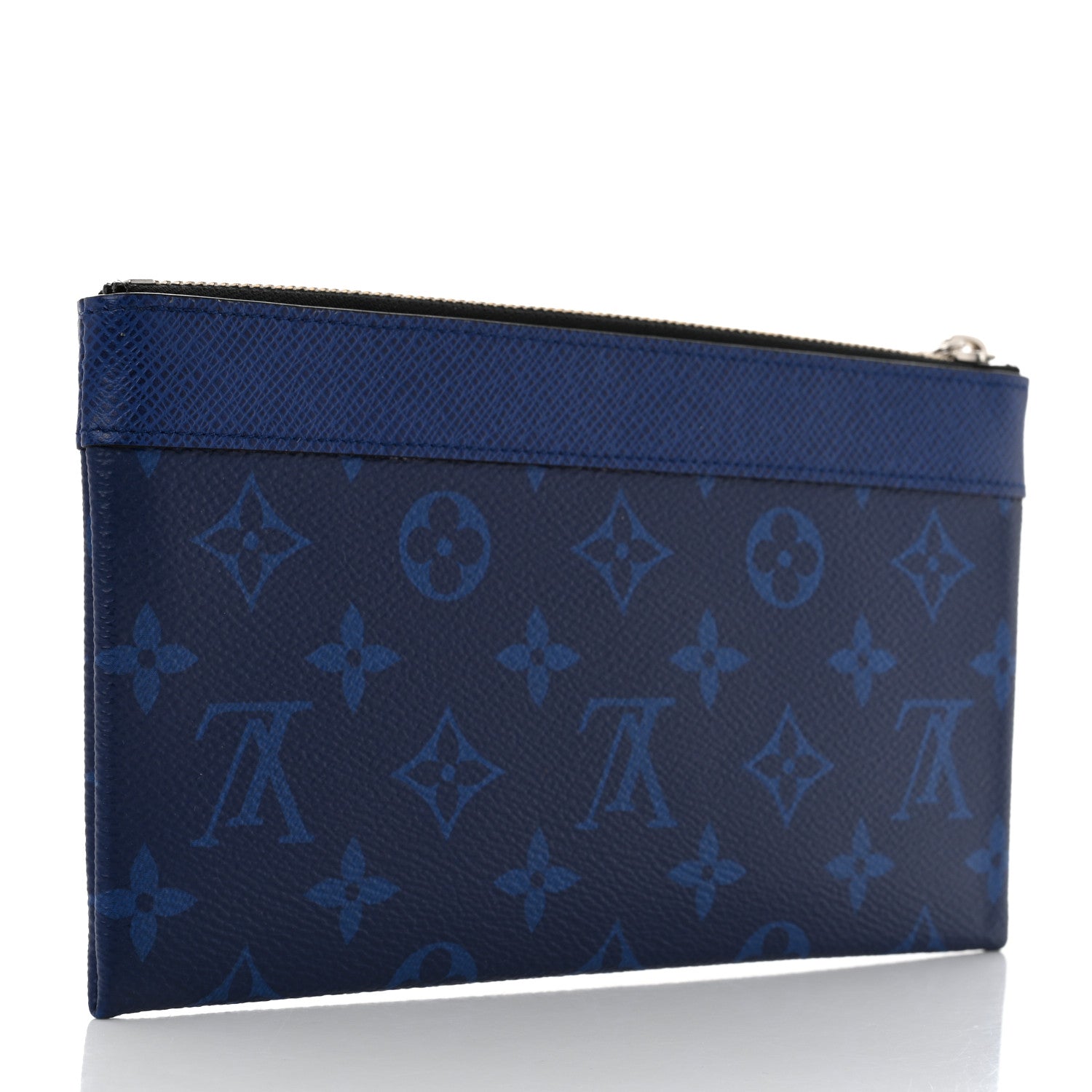 Louis Vuitton Taiga Monogram Pacific Discovery Pochette Cobalt 3 of 14
