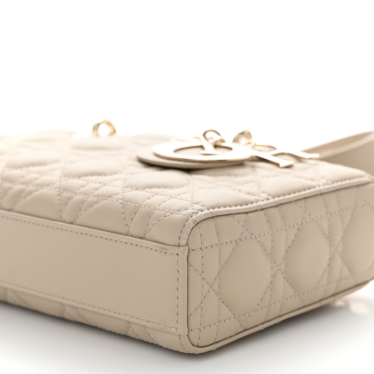 Lambskin Cannage Medium Lady D-Joy Sand
