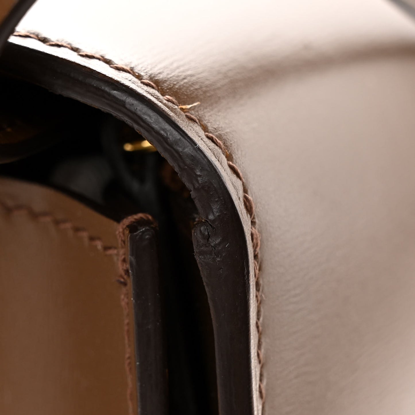 Box Calfskin Medium Classic Box Flap Bag Camel