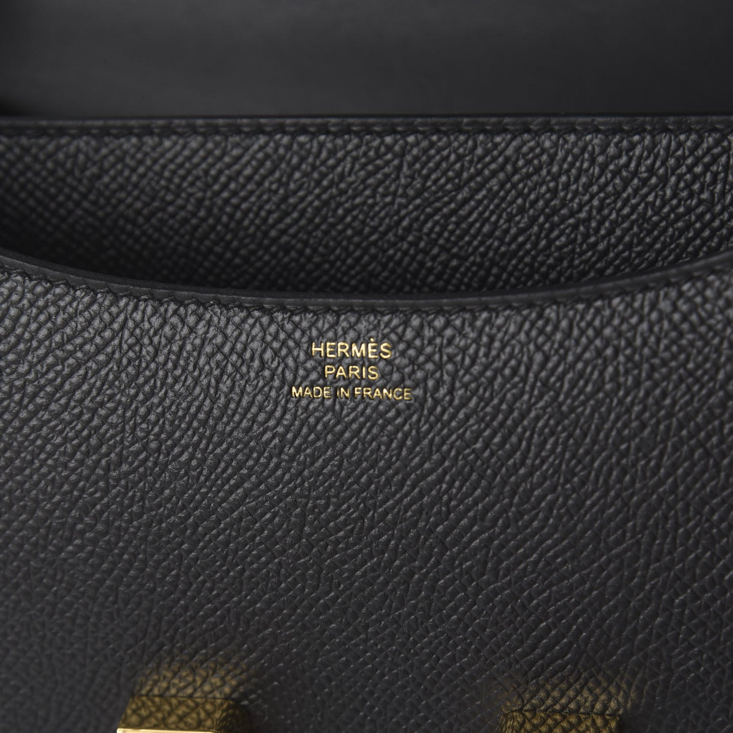 Epsom Constance 18 Black