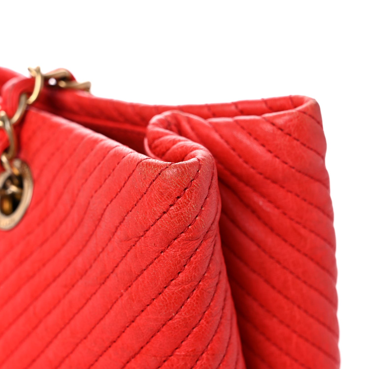 Chanel Wrinkled Lambskin Chevron Quilted Large Surpique Tote Red 12 of 31