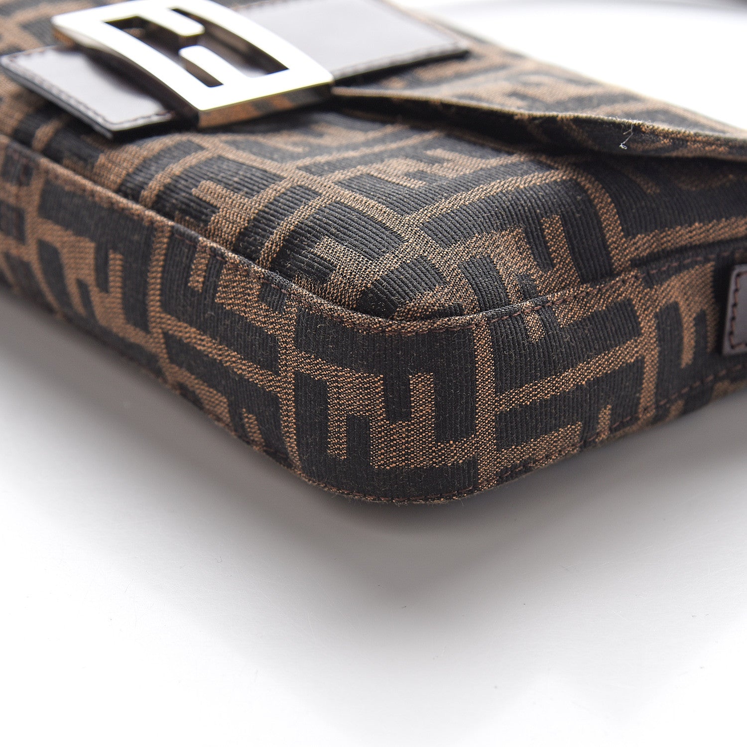 Fendi Zucca Baguette Tobacco 8 of 9