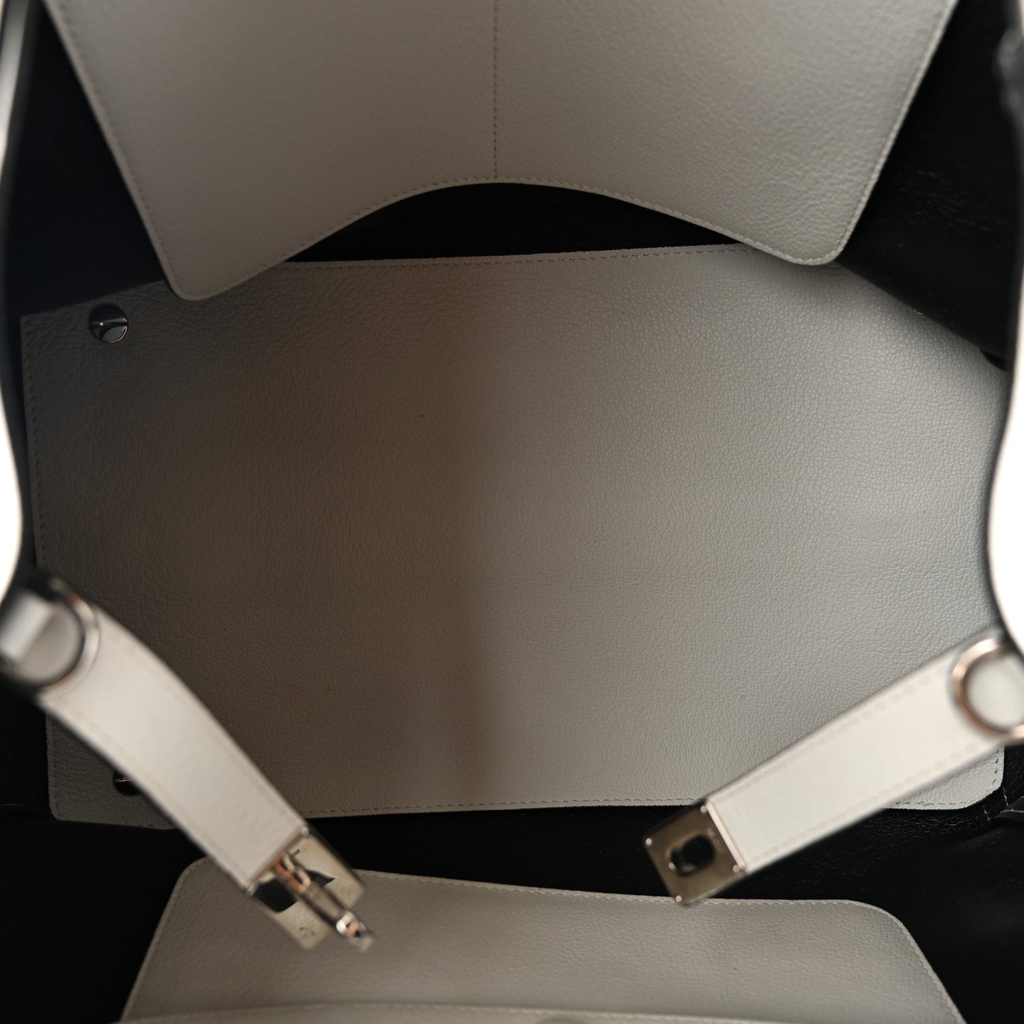 Supple Grained Calfskin Large Open Bar Tote White