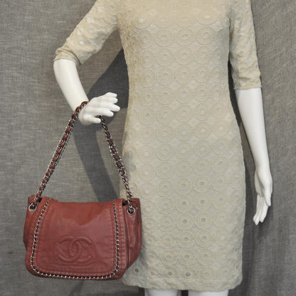Chanel Luxe Ligne Flap Bag Red 2 of 9