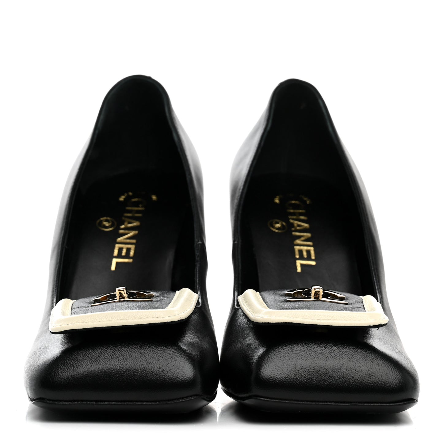Lambskin Turnlock CC Pumps 38 Black Ivory