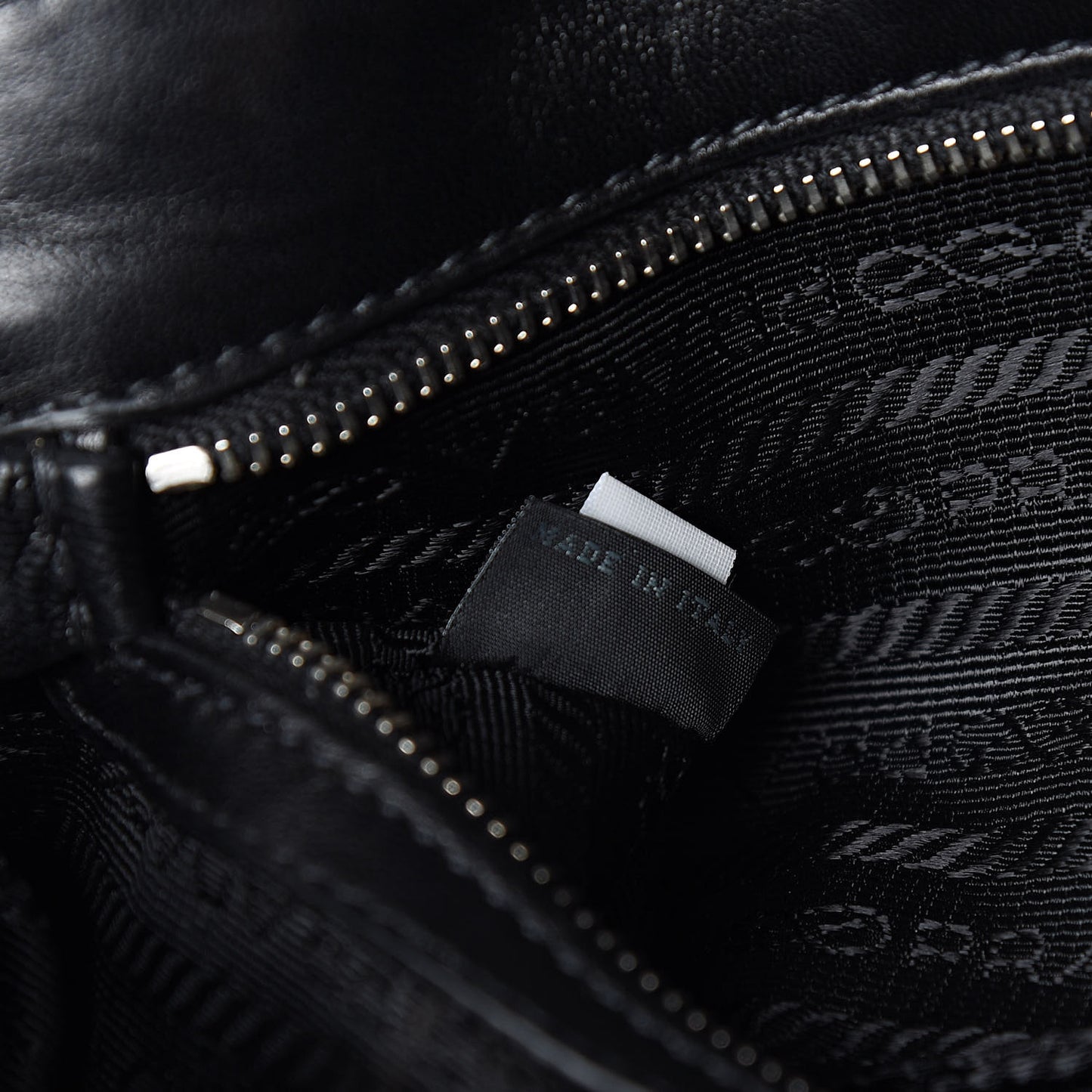 Nappa Gaufre Flap Chain Shoulder Bag Black