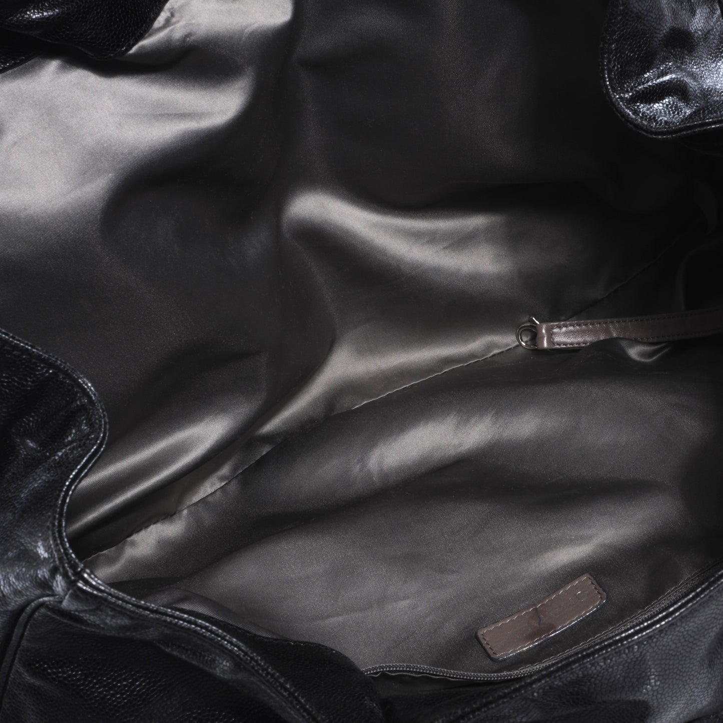 Glazed Caviar Mademoiselle XL Tote Black