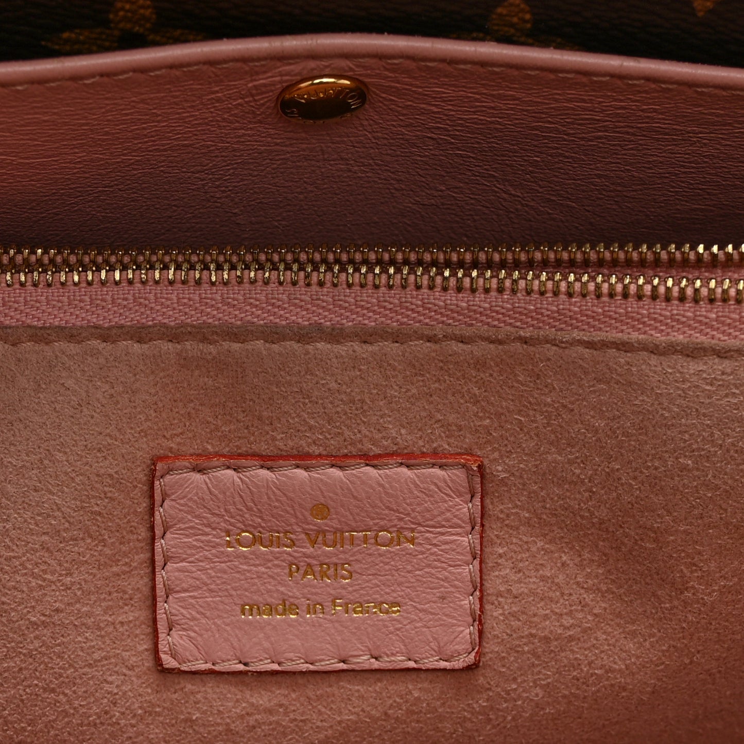 Grained Calfskin Monogram Double V Rose Poudre