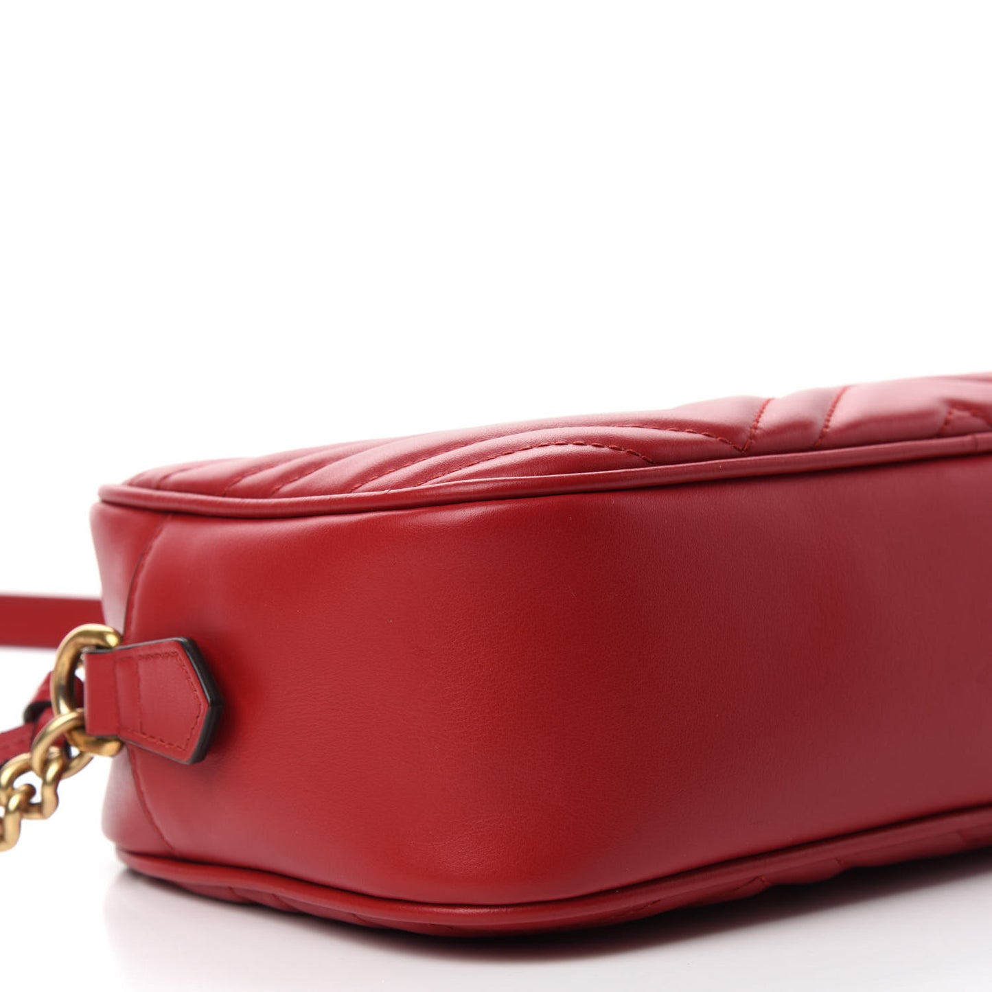 Calfskin Matelasse Small GG Marmont Chain Shoulder Bag Hibiscus Red