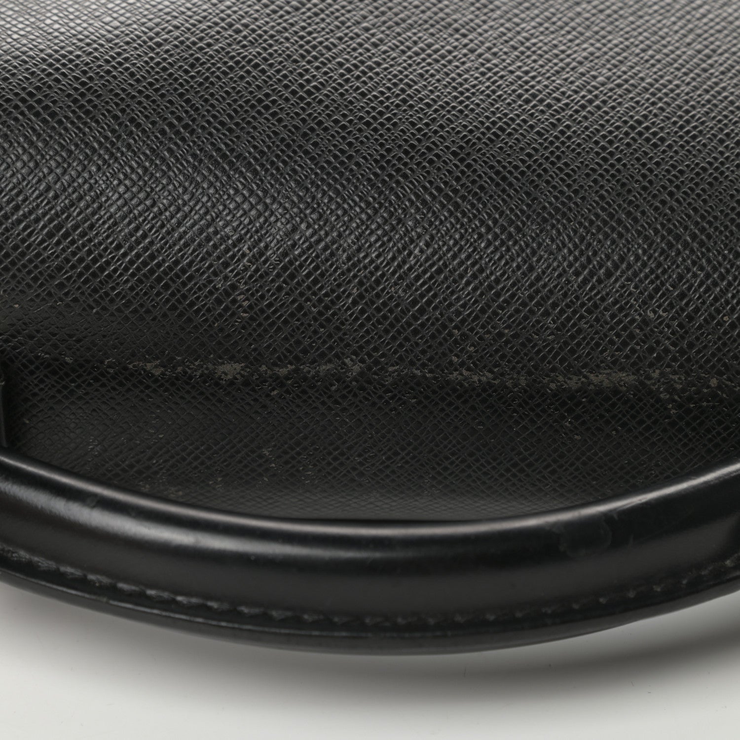 Louis Vuitton Taiga Neo Robusto 2 Compartment Briefcase Black 15 of 15