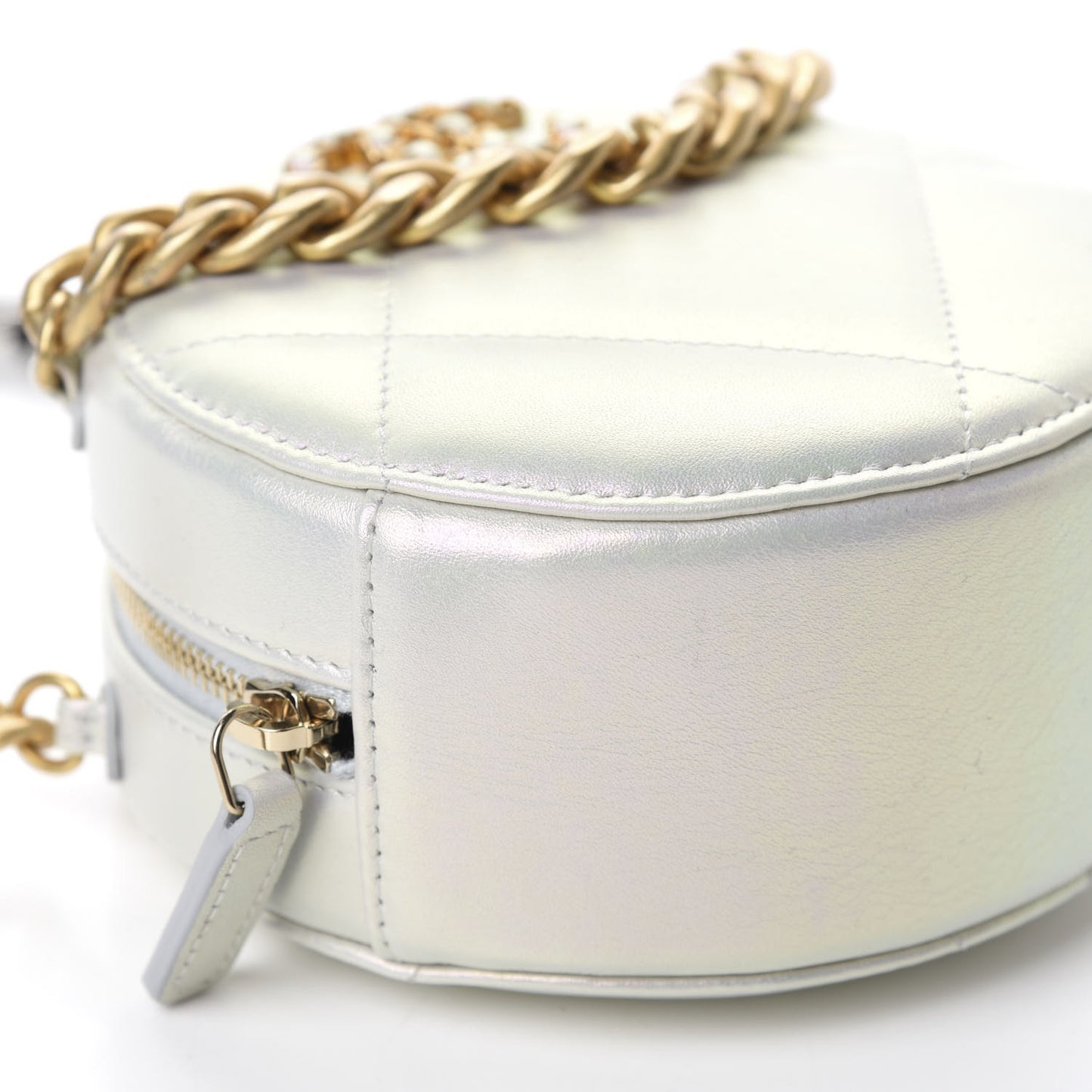 Iridescent Calfskin Quilted 19 Round Clutch With Chain White