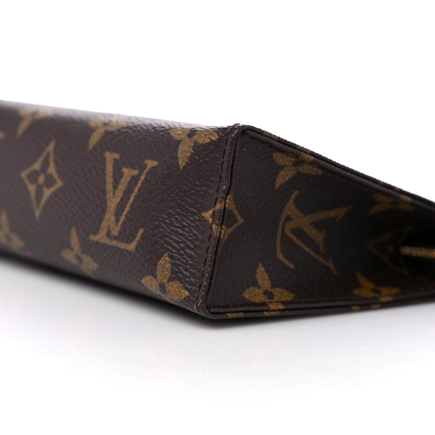 Louis Vuitton Monogram Toiletry Pouch 15 8 of 9