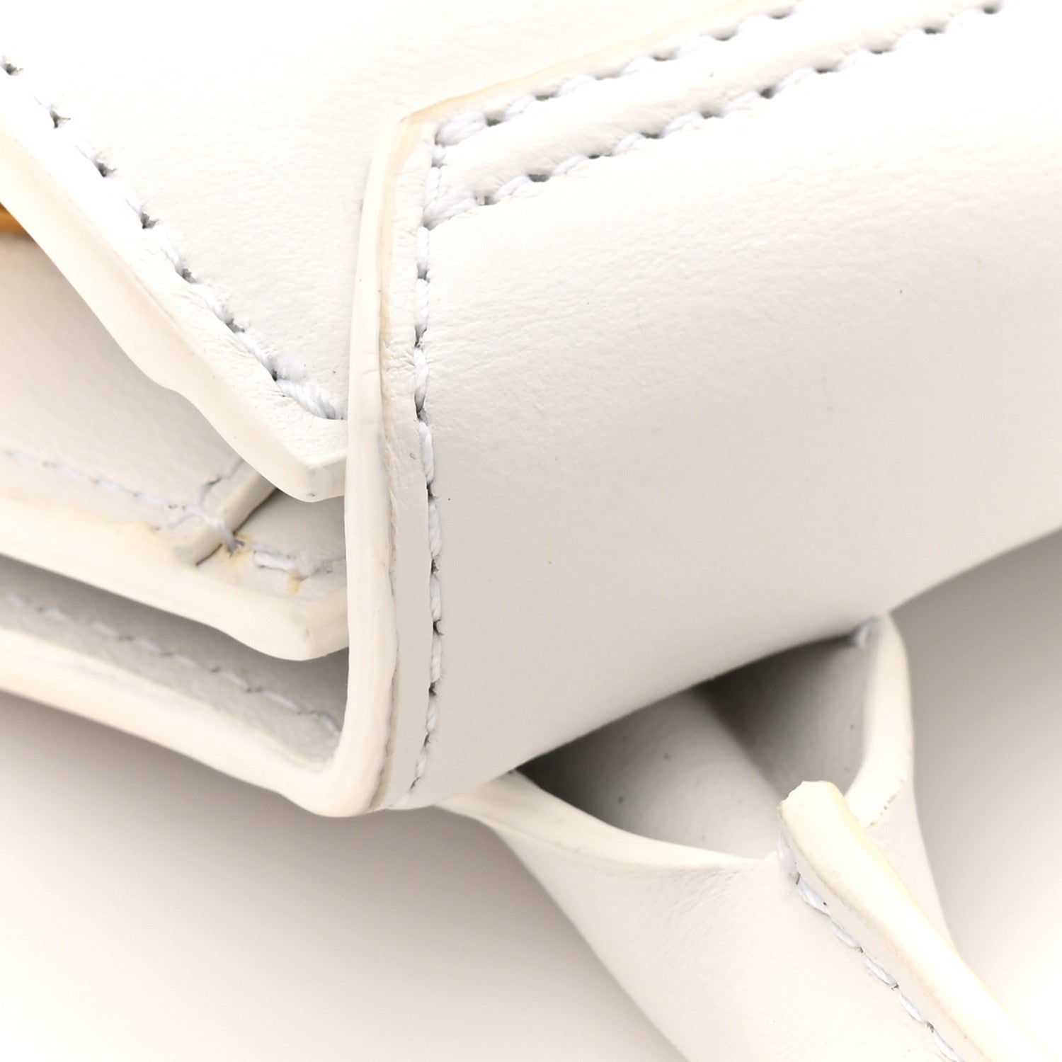 Jacquemus Smooth Calfskin Le Chiquito White 12 of 12