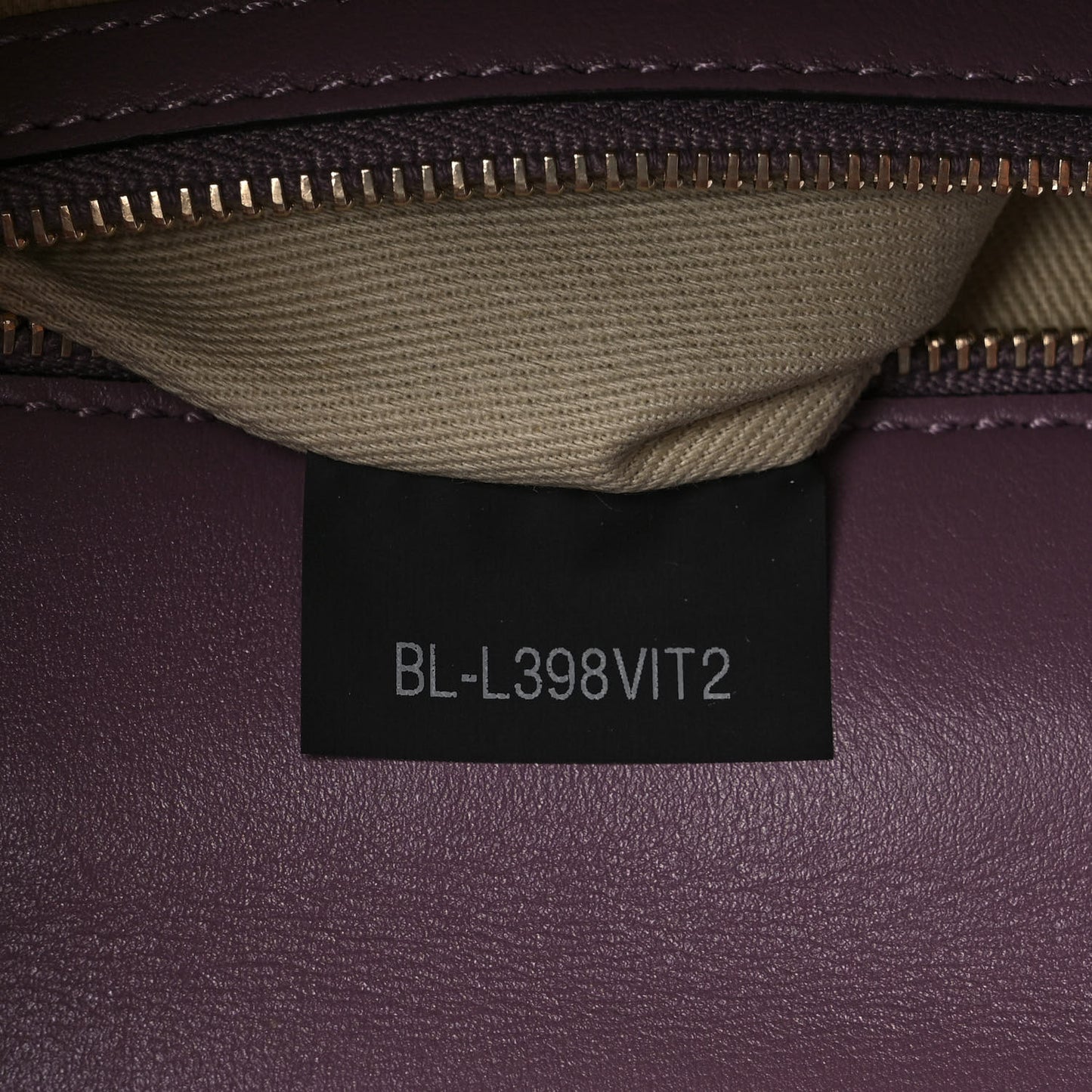 Vitello Medium Glam Lock Rockstud Flap Dark Mauve