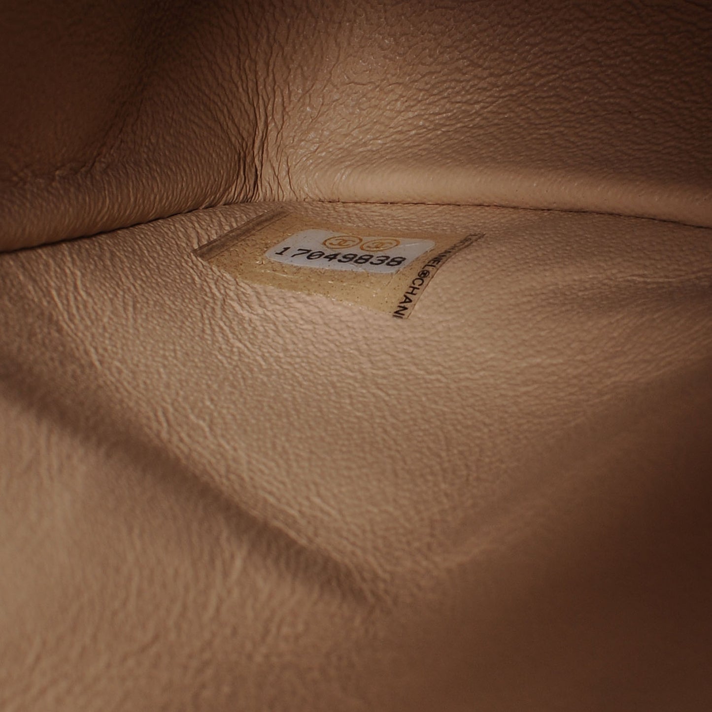 Caviar Quilted Medium Double Flap Beige