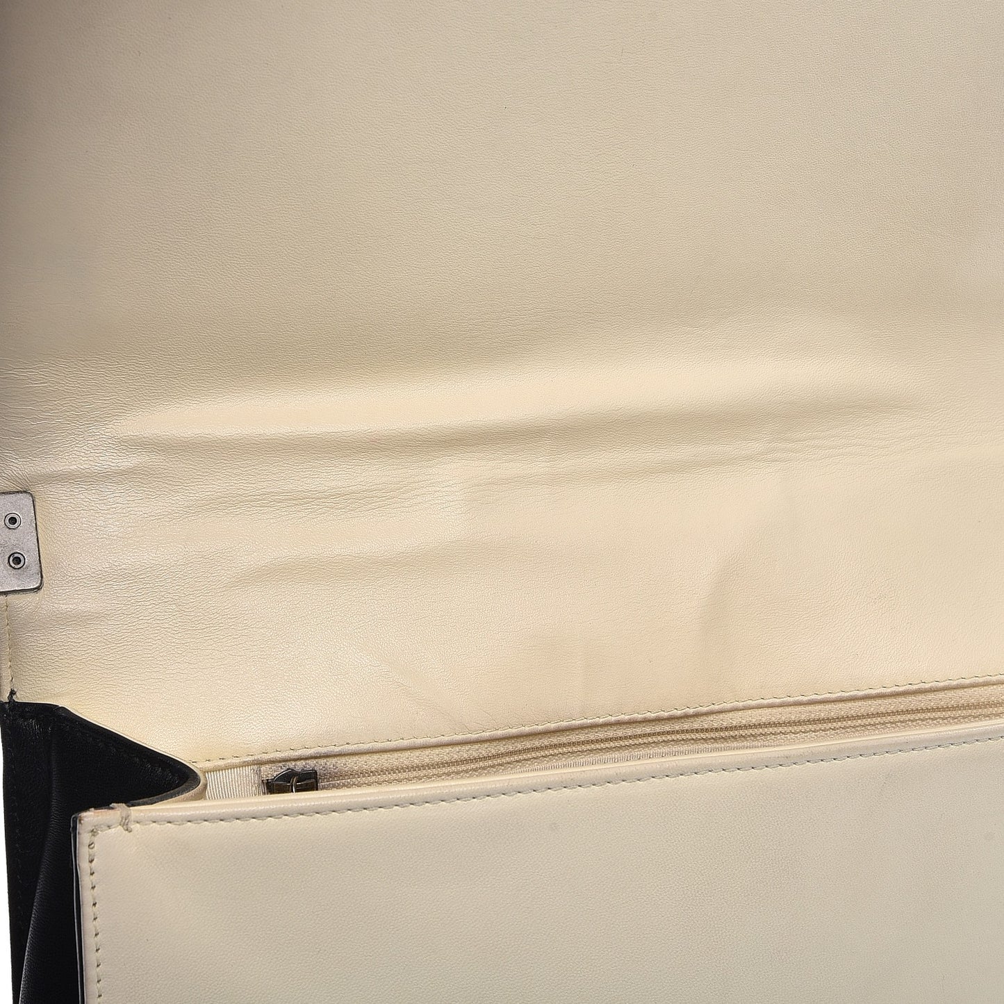 Lambskin Quilted Large Boy Flap Black White