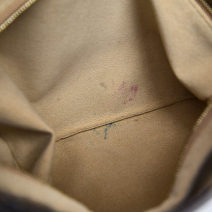 Louis Vuitton Monogram Artsy MM 9 of 11