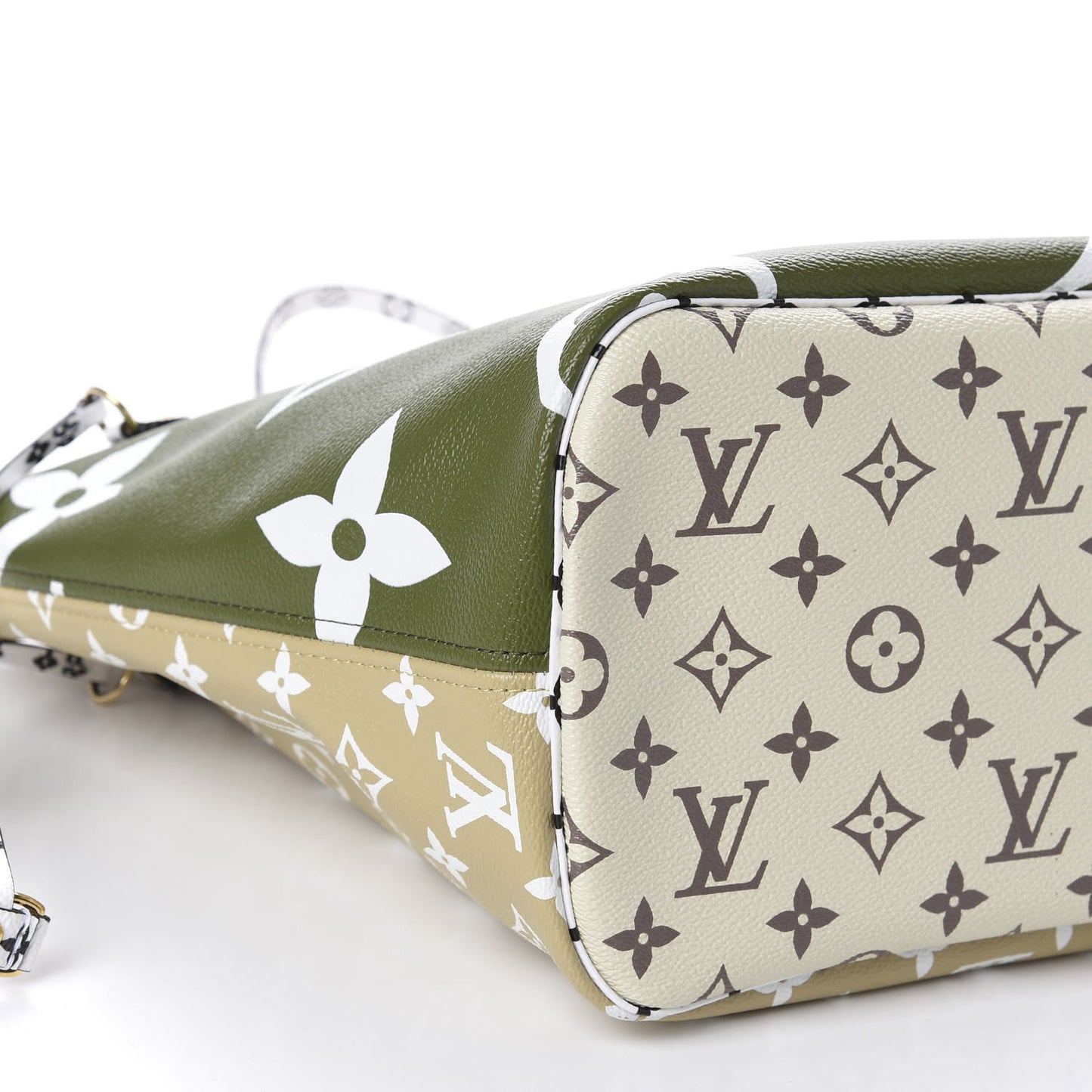 Monogram Giant Neverfull MM Kaki