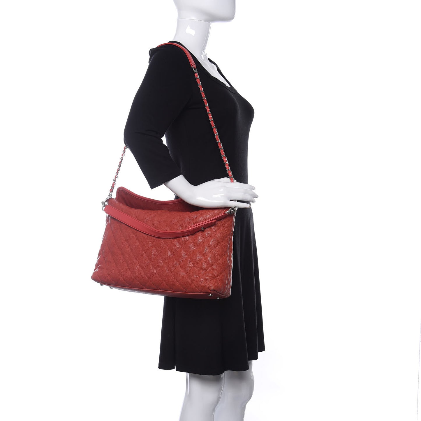 Caviar Quilted French Riviera Hobo Rouge