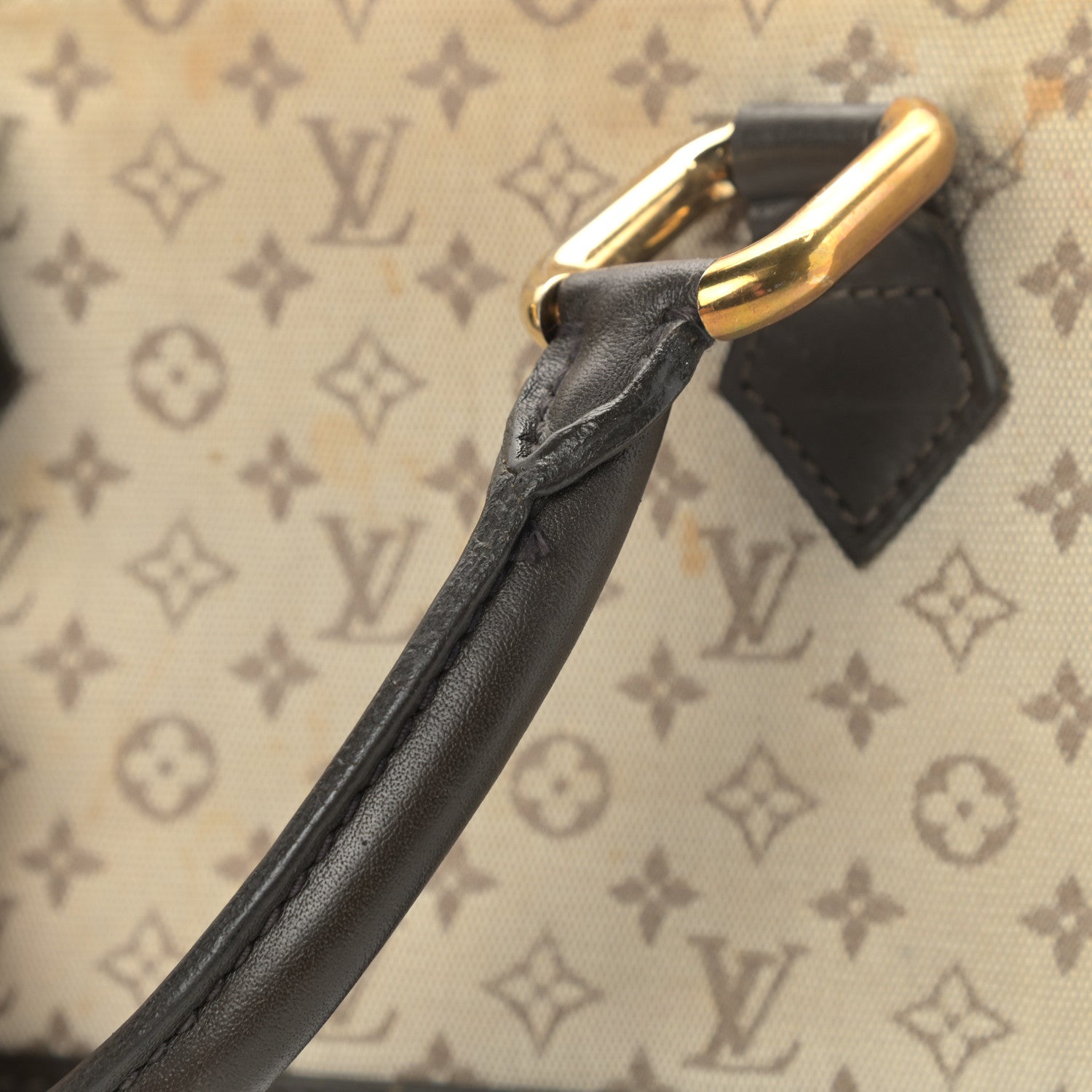 Louis Vuitton Mini Monogram Alma Long Kaki 16 of 19