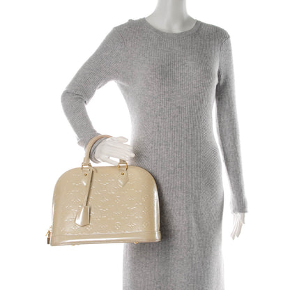 Louis Vuitton Vernis Alma PM Blanc Corail 2 of 10