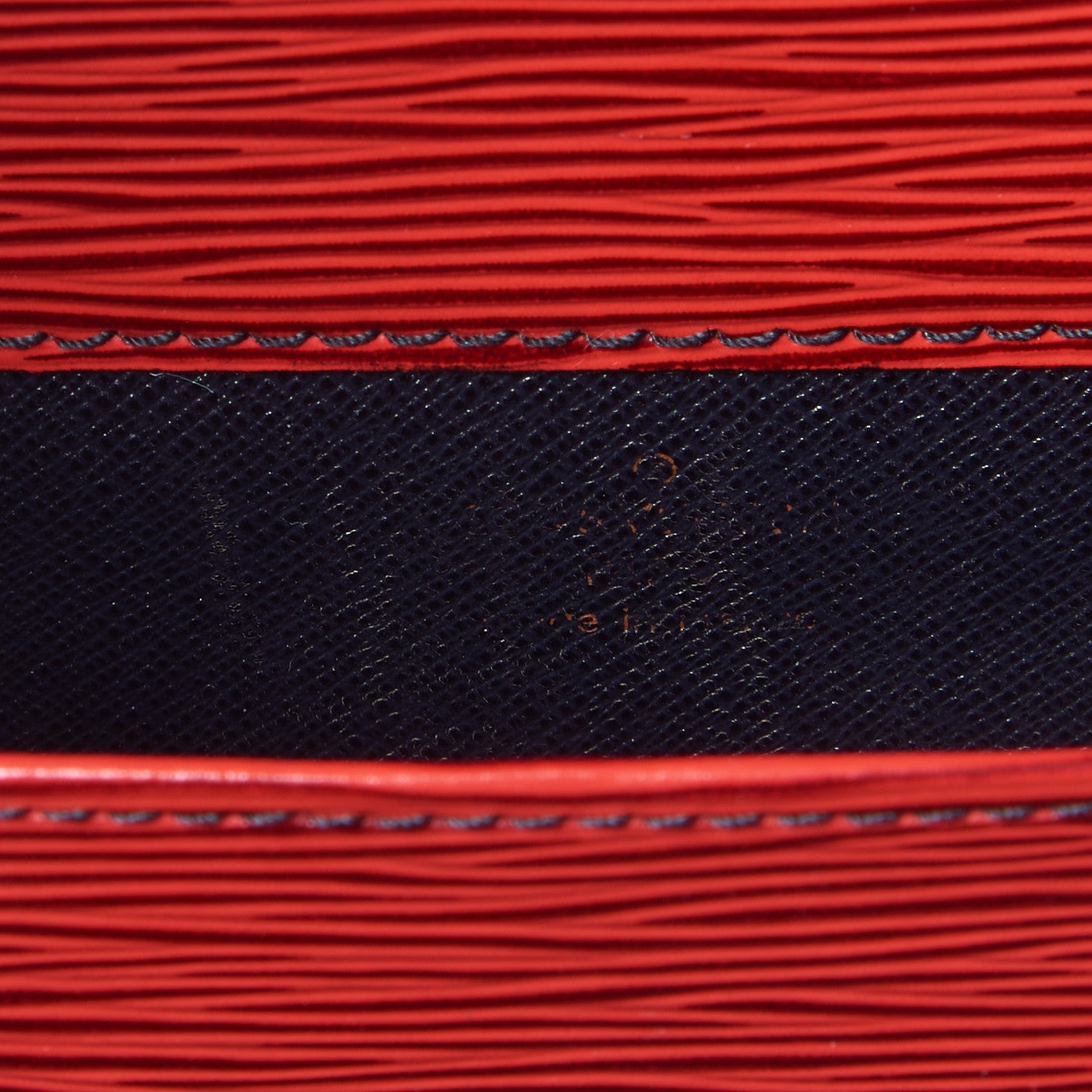 Louis Vuitton Epi Cartouchiere 22 Red 7 of 8