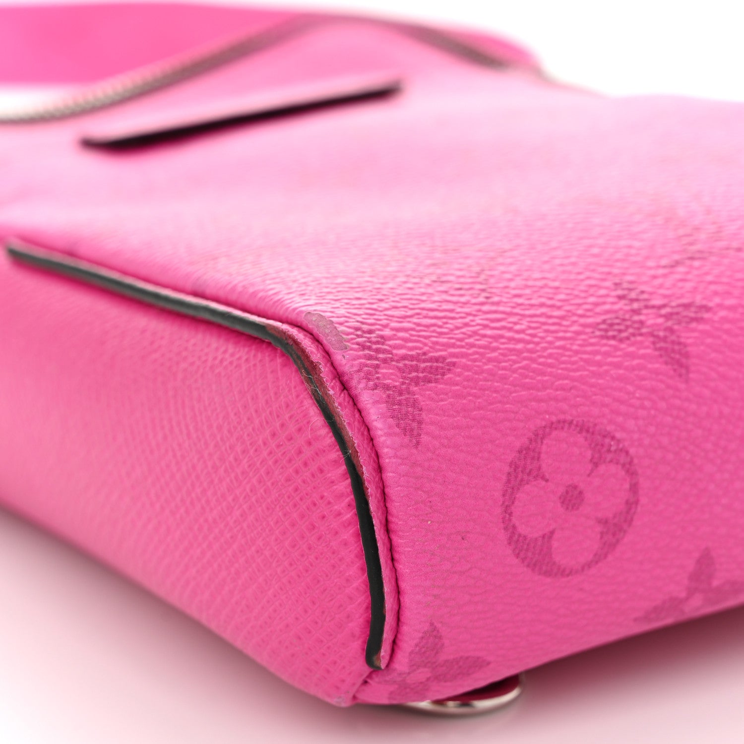 Louis Vuitton Taigarama Outdoor Slingbag Fuchsia 8 of 13