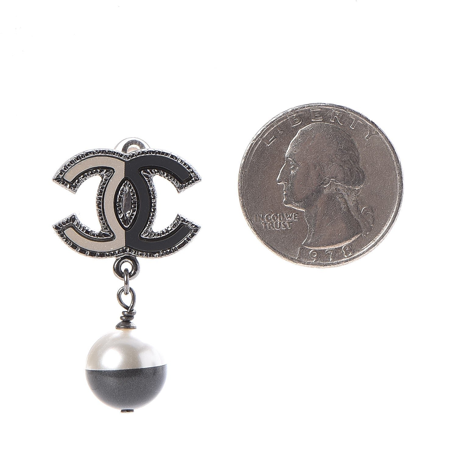 Chanel Ruthenium Resin CC Drop Clip On Earrings Dark Grey 2 of 5