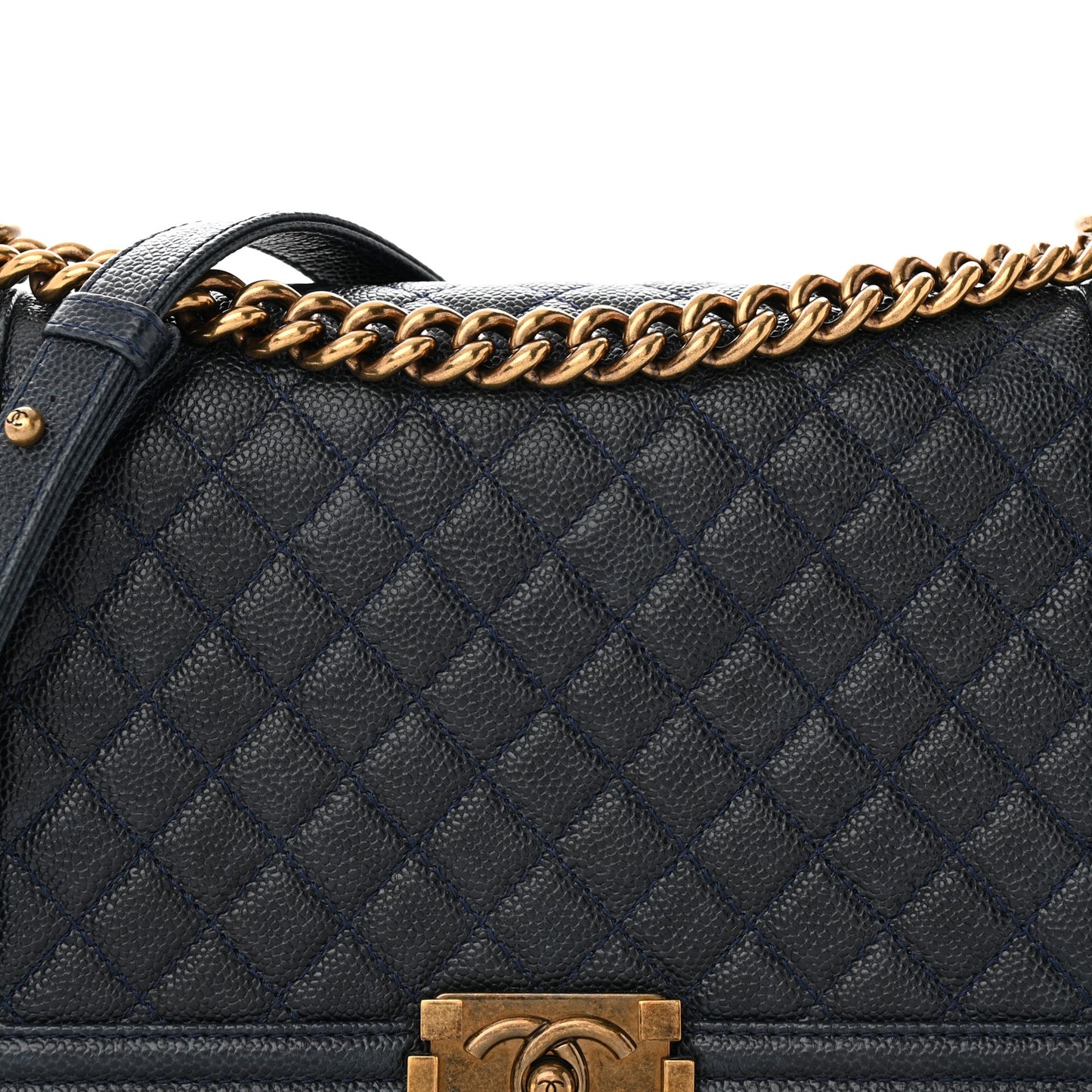 Caviar Quilted New Medium Boy Flap Navy