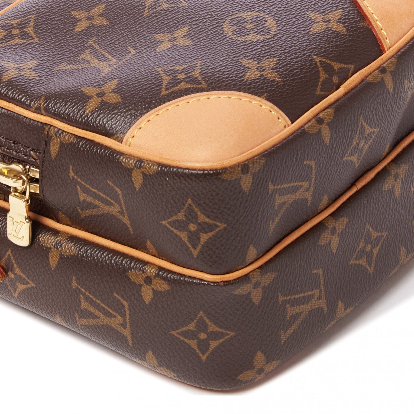 Monogram Amazone