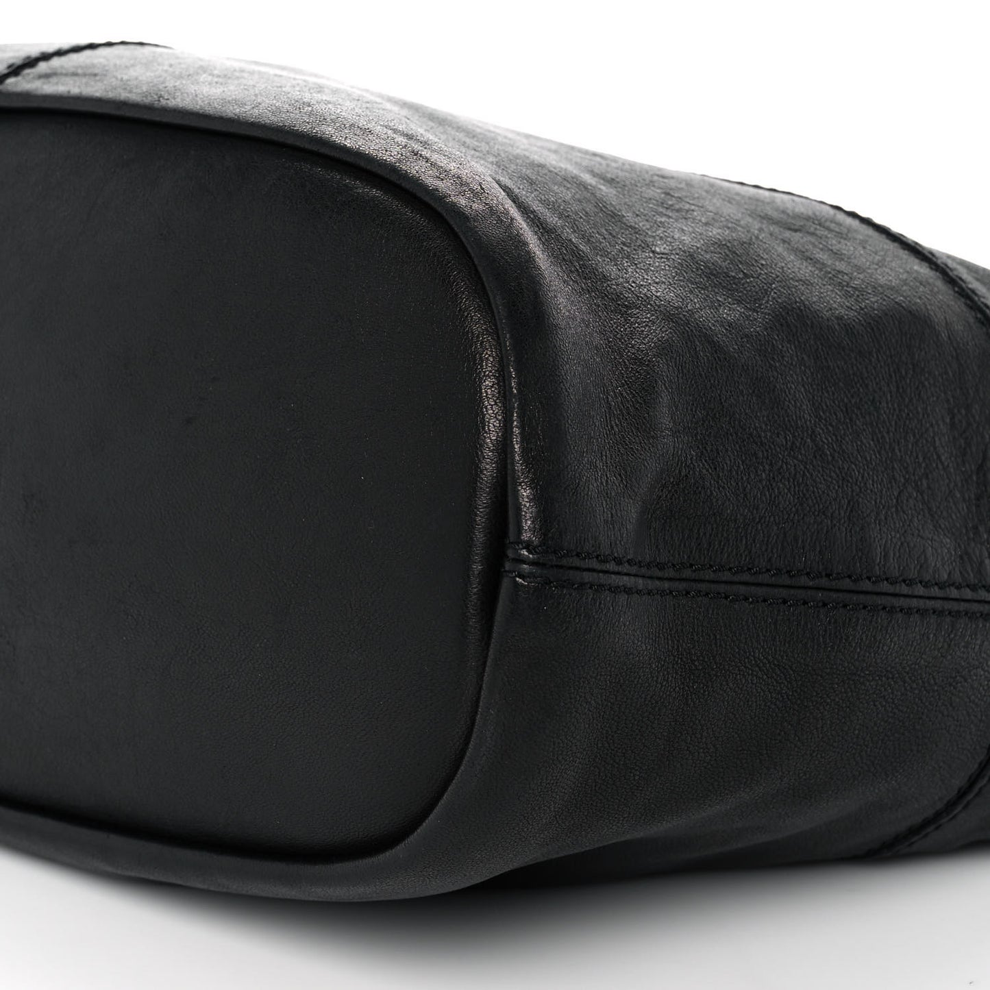 Lambskin Medium Nightingale Black