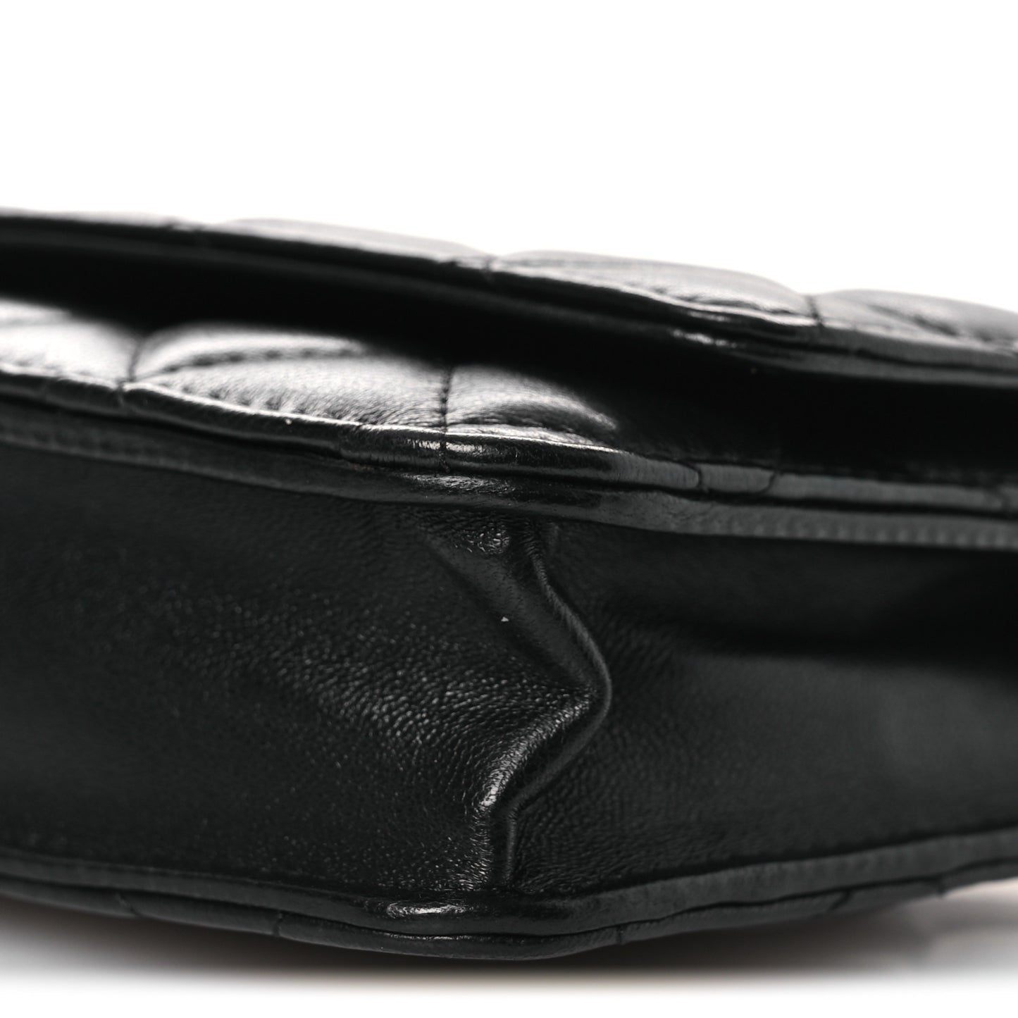 Lambskin Quilted Wallet On Chain WOC Black