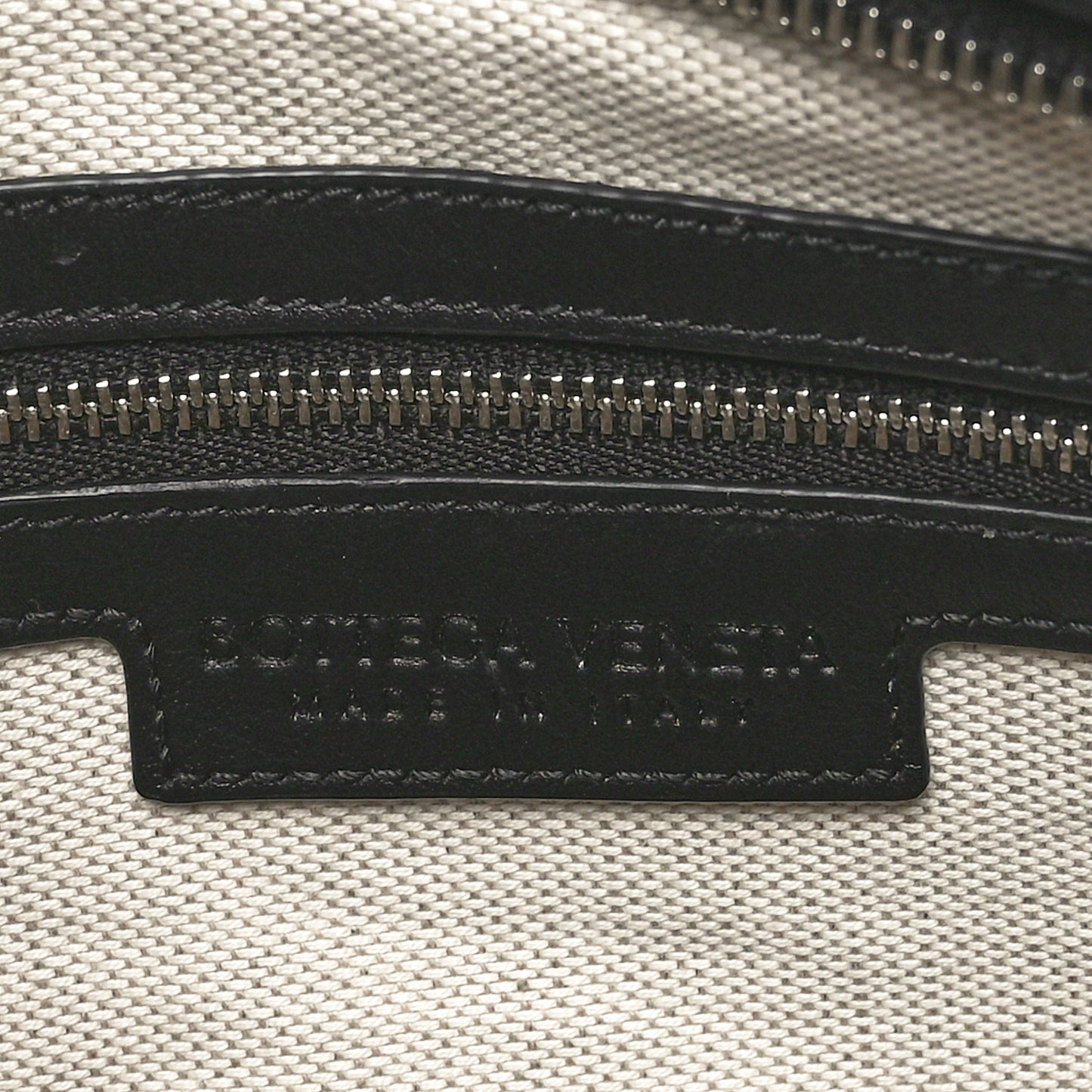 Calfskin Intrecciato Zipped Tote Black