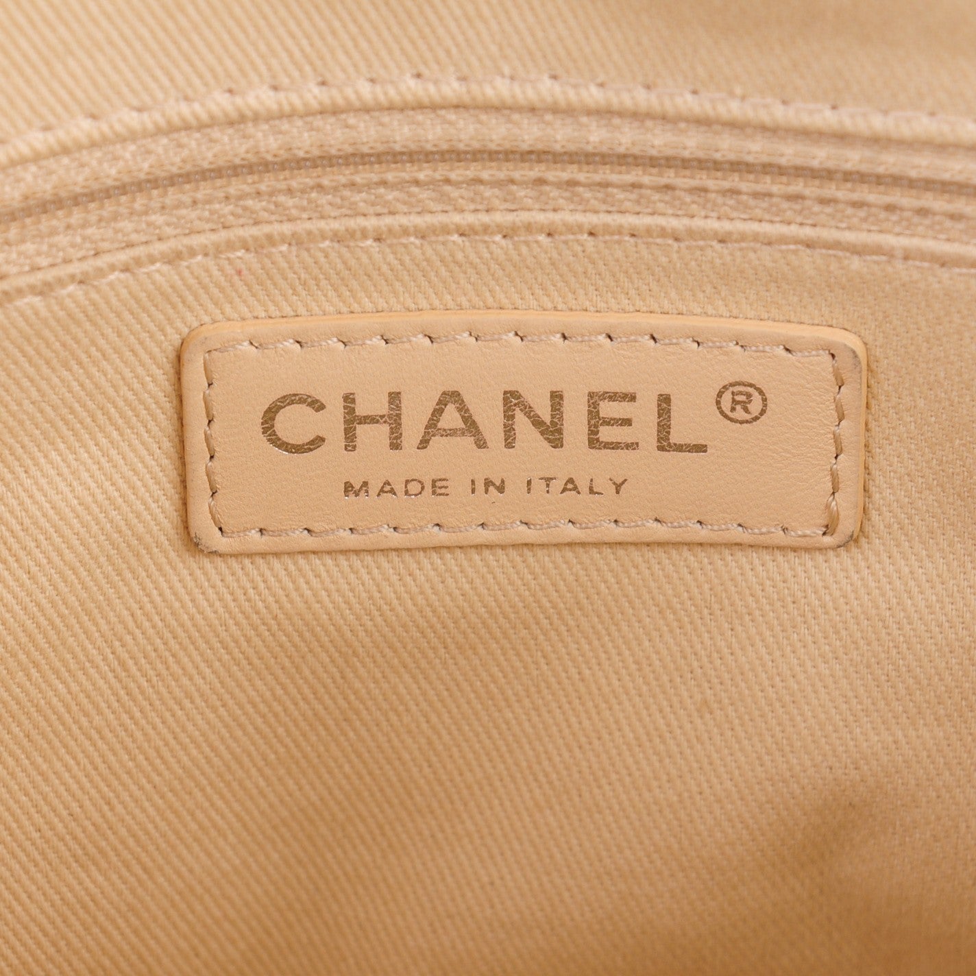 Chanel Calfskin Small Diamond Stitch Tote White 6 of 8