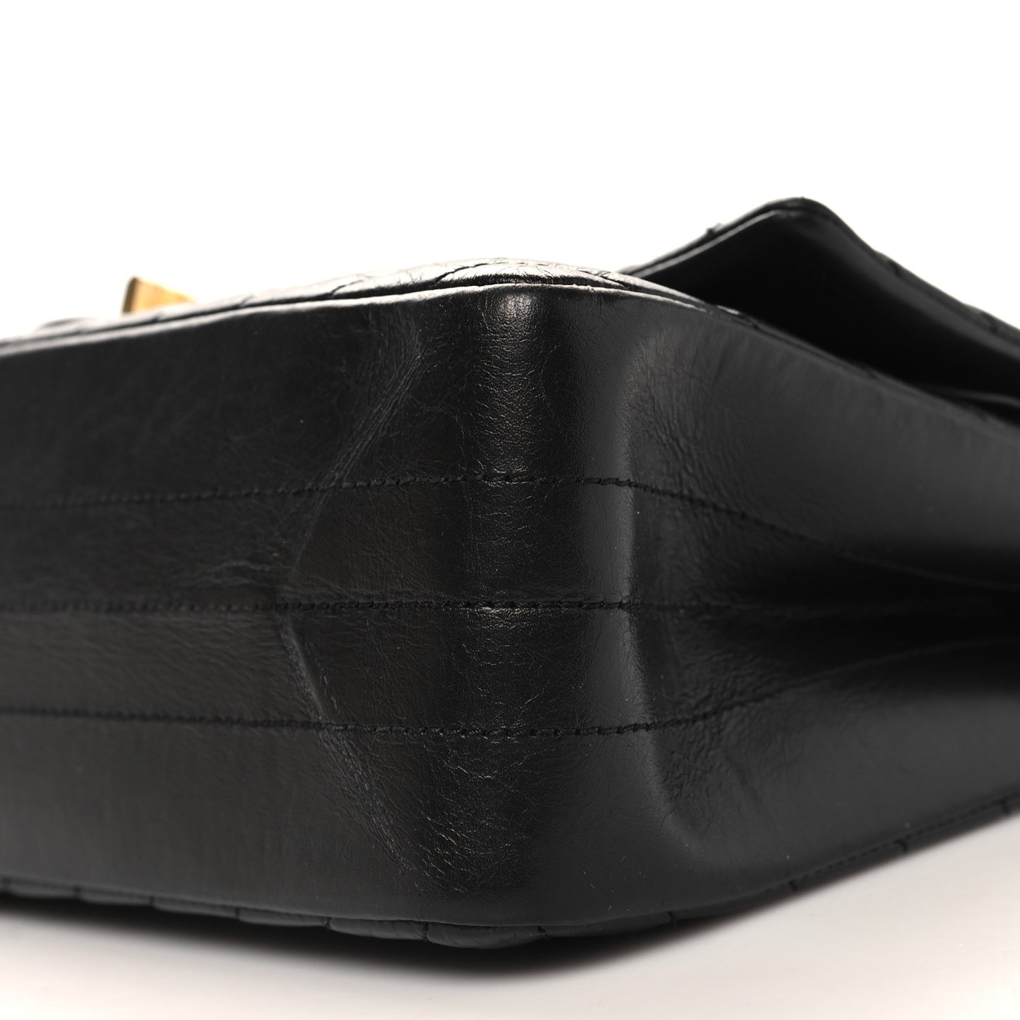 Aged Calfskin Chevron Quilted 2.55 Reissue 226 Flap Black