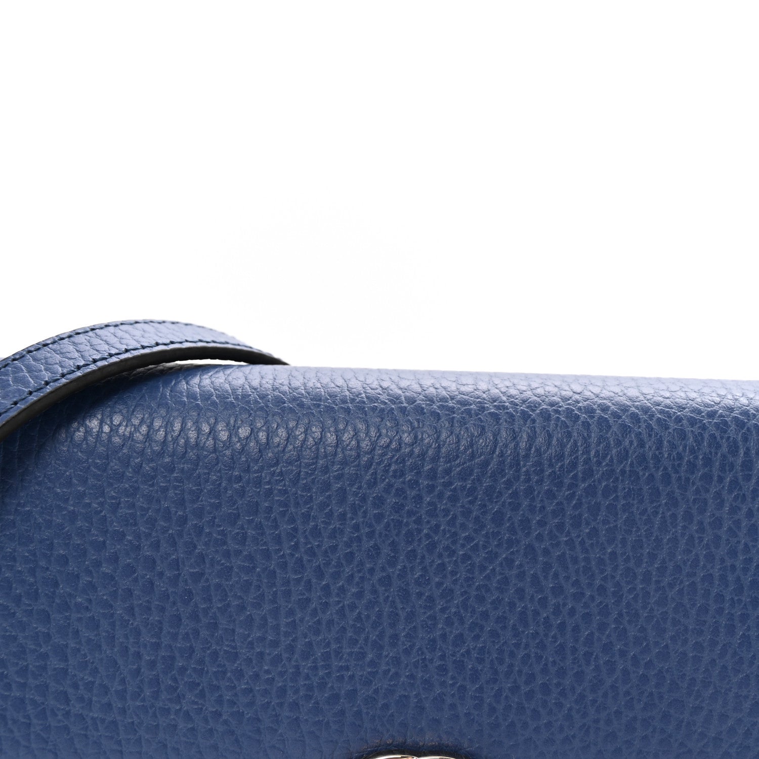 Gucci Dollar Calfskin Interlocking G Chain Wallet Caspian 8 of 10