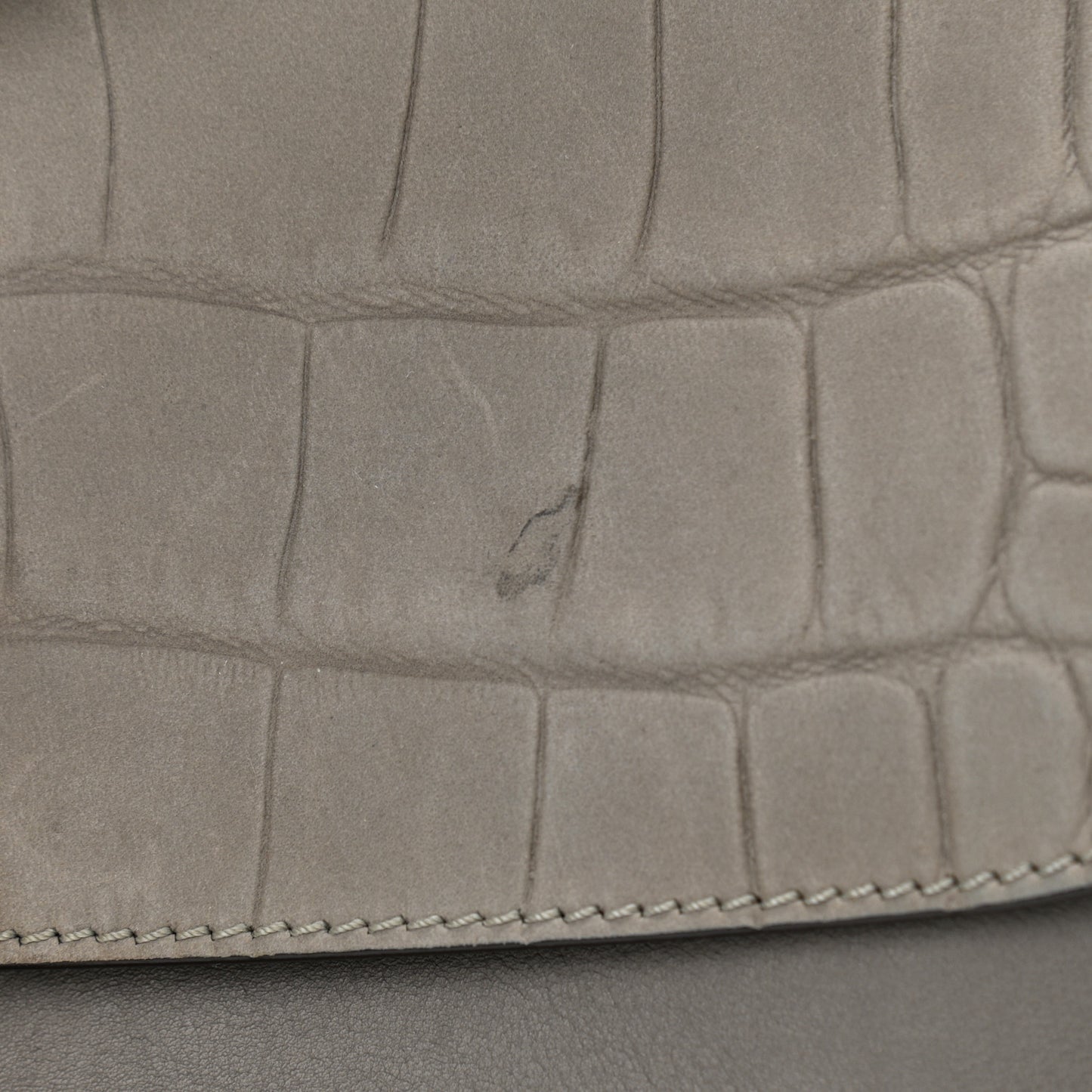 Crocodile Embossed Nubuck Medium Trapeze Grey