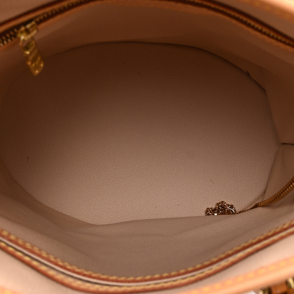 Monogram Petit Bucket 23