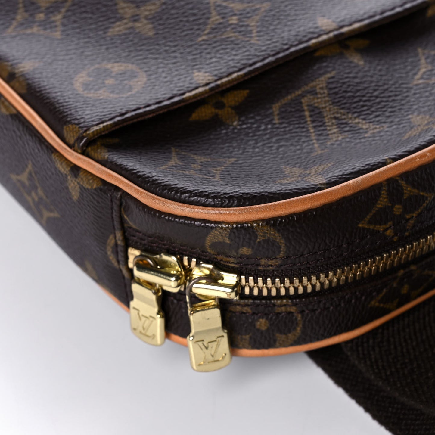 Monogram Pochette Gange