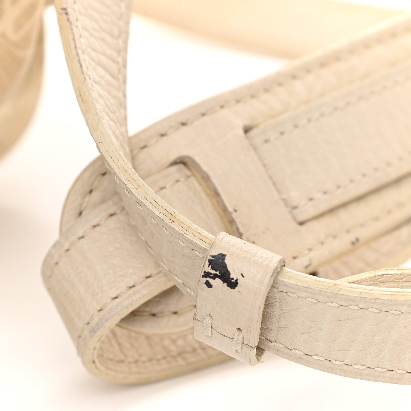 Monogram Mini Lin Saumur Dune